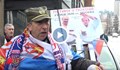 Сърбин отиде пеша до Москва, за да подари на Путин ракия