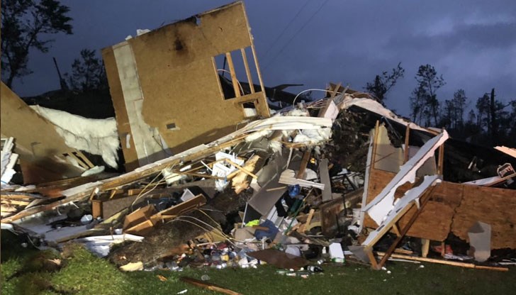 Шест души са загинали