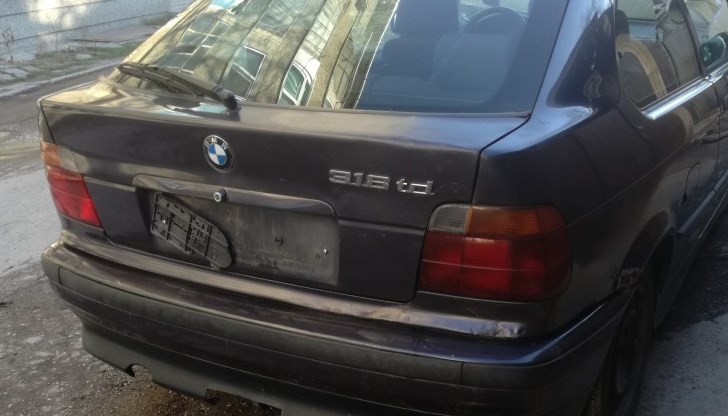 23-годишен русенец седнал зад волана на немското возило, което било с прекратена регистрация 23-годишен русенец седнал зад волана на немското возило, което било с прекратена регистрация