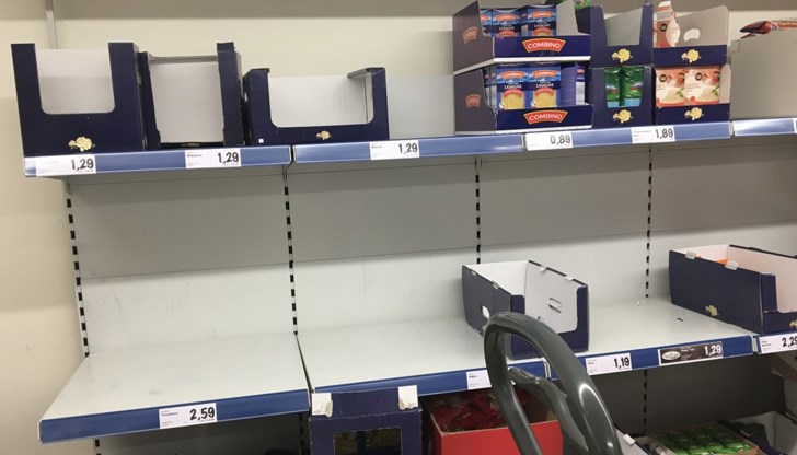 Има риск заповедите за изолация и ограничения за пътуване да причинят прекъсвания в селскостопанското производство Има риск заповедите за изолация и ограничения за пътуване да причинят прекъсвания в селскостопанското производство