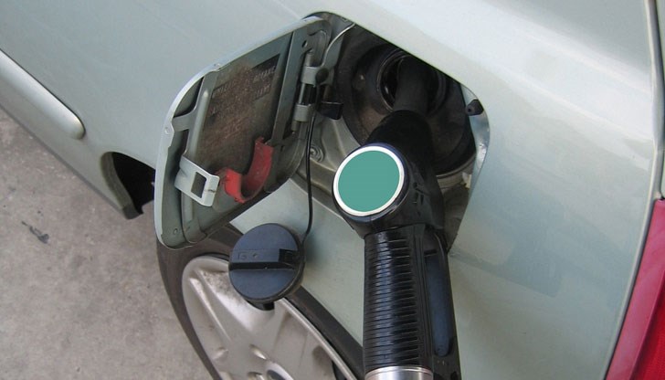 Горивата по бензиностанциите ще продължат да поевтиняват в близките месеци