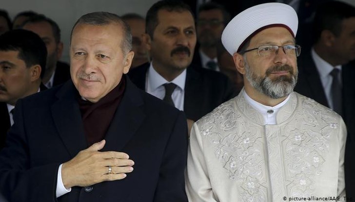 Скандалното изказване на шефа на Дианет взриви светските кръгове на турското общество