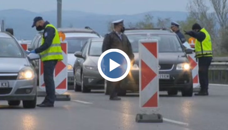 Хора без трудови договори и фалшиви данни за работодатели