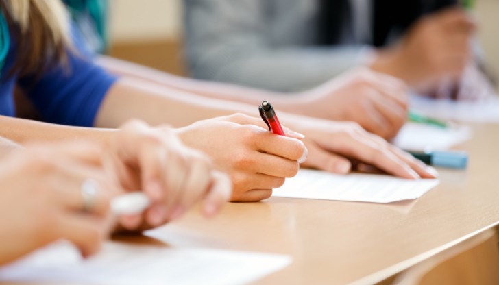 Те изпратиха писмо до Красимир Вълчев Те изпратиха писмо до Красимир Вълчев