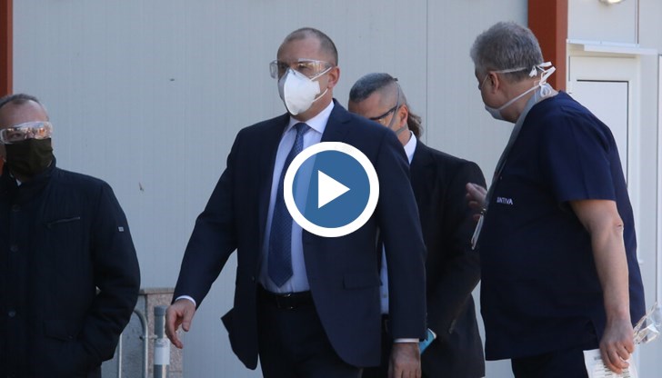 Няма нищо по-страшно от активната глупост