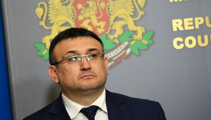 Младен Маринов: Не е ясно тези, които напуснаха София как ще се върнат