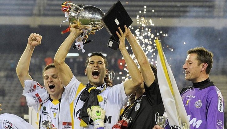 Президентът на клуба Луис Де Врайс призна, че тимът ще фалира