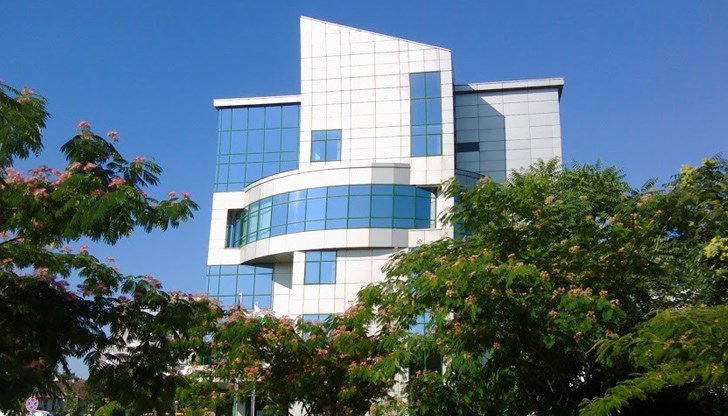 Това се налага, защото има хора с прекъснати здравноосигурителни права Това се налага, защото има хора с прекъснати здравноосигурителни права