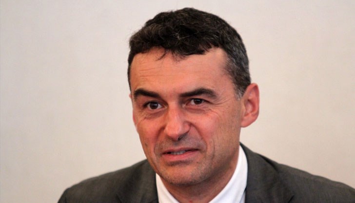 Не виждам причина след края на епидемията да има огромна вълна от инфаркти, заяви проф. Иво Петров Не виждам причина след края на епидемията да има огромна вълна от инфаркти, заяви проф. Иво Петров