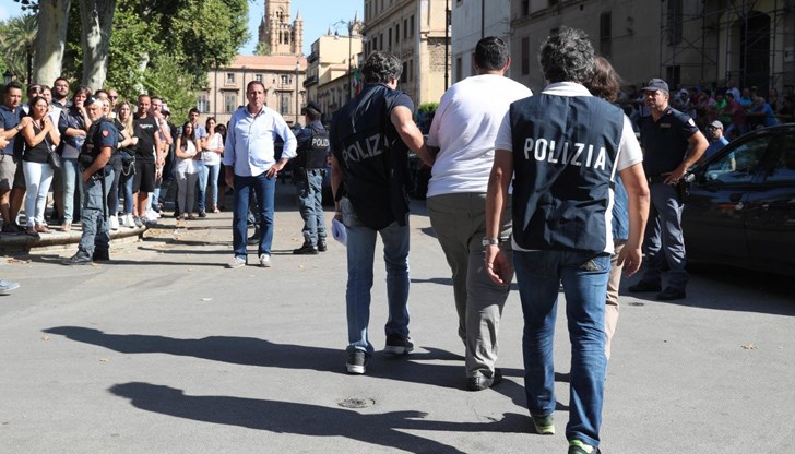 Правителството не вижда друг начин да защити затворите от пандемията, освен да освободи някои затворници