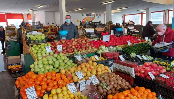 Заради затворените пазари на фермерите се предлага да дарят стоката, а после да чакат за субсидии Заради затворените пазари на фермерите се предлага да дарят стоката, а после да чакат за субсидии