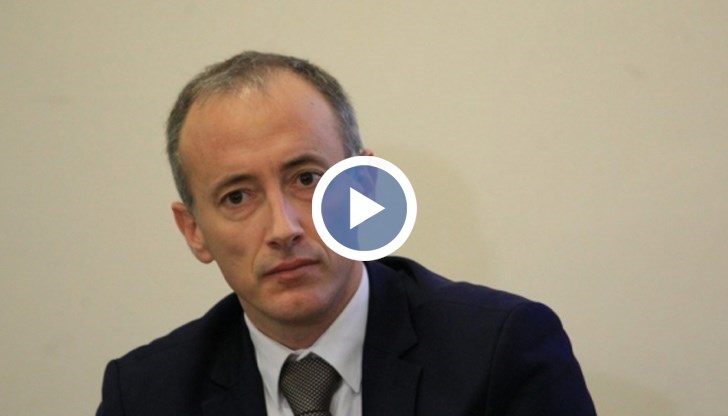 Красимир Вълчев: Готови сме да издадем по-рано дипломите за 12 клас