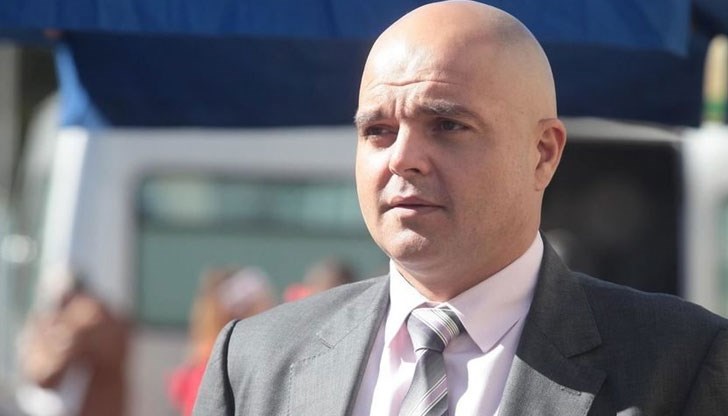 На КПП-тата основанието постоянен или настоящ адрес в София не е приемливо, заяви Ивайло Иванов