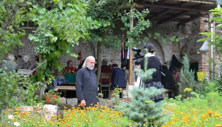 Дано сегашната епидемия да ограничи и манията за върба Дано сегашната епидемия да ограничи и манията за върба