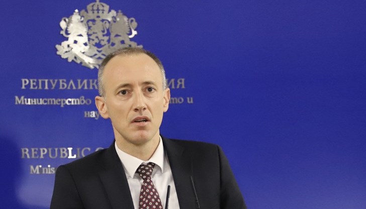 Удължаването на учебната година не е неизбежно, зависи докога ще продължат мерките Удължаването на учебната година не е неизбежно, зависи докога ще продължат мерките