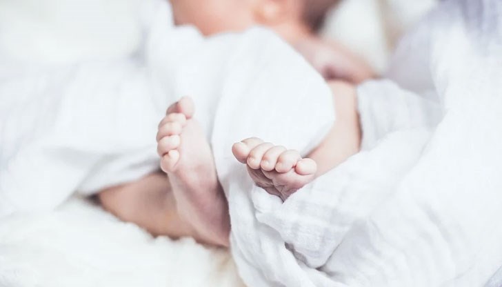 Майката е 30-годишна жена, заченала по естествен път Майката е 30-годишна жена, заченала по естествен път