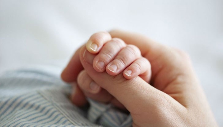 Бебето диша нормално Бебето диша нормално