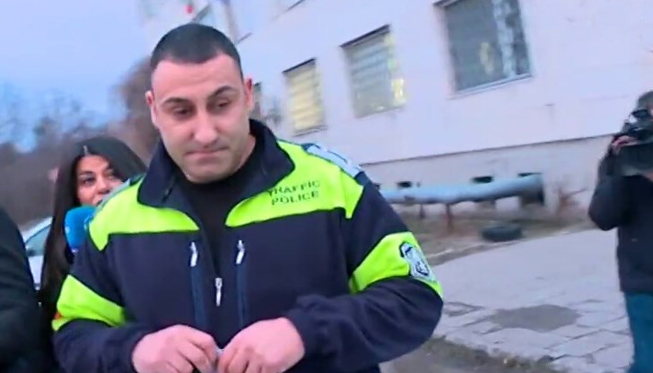 Това се случи официално със заповед на министъра на вътрешните работи Това се случи официално със заповед на министъра на вътрешните работи