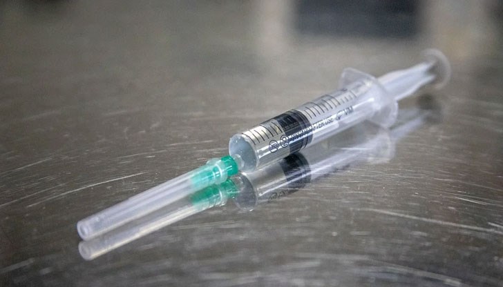 Свижданията в болниците и трансплантациите на органи все още са забранени