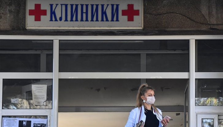 Сред заразените с коронавирус има и 52-ма лекари Сред заразените с коронавирус има и 52-ма лекари