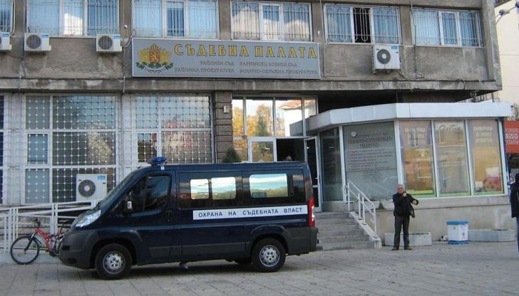 29-годишния Боян Христов все още е под наблюдение в реанимацията на болница "Света Анна" 29-годишния Боян Христов все още е под наблюдение в реанимацията на болница "Света Анна"