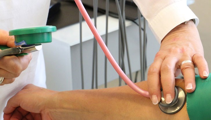 Възстановяват се и основните задължителни имунизации и плановият прием в лечебните заведения