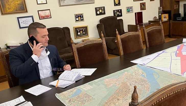 Собствениците на имоти ще трябва да показват на КПП-тата специална бележка, заверена от кмета Собствениците на имоти ще трябва да показват на КПП-тата специална бележка, заверена от кмета