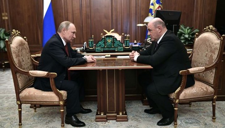 Премиерът подчерта, че Путин е поставил на правителството задачата да подкрепя гражданите и икономиката