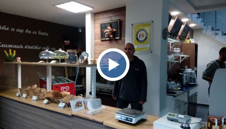 В дни на криза, хора в нужда от Русе получават хляб и хранителни продукти всяка седмица