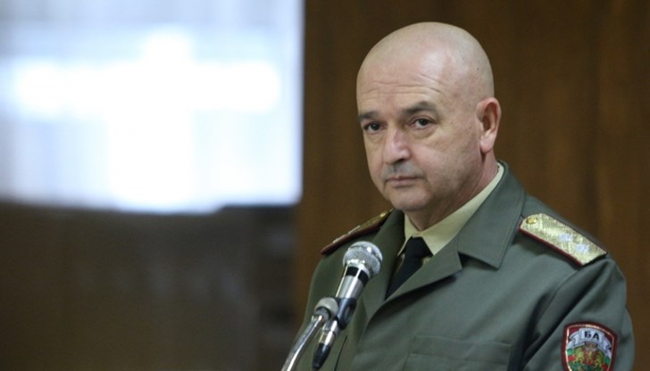 Случаите на COVID-19 у нас са вече 449