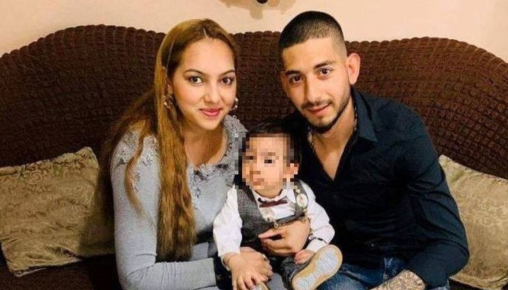 Бащата на детето никога не е бил издирван, пристигнал е от Австрия на 20 март Бащата на детето никога не е бил издирван, пристигнал е от Австрия на 20 март