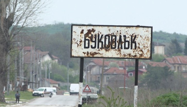 Заради огнище на коронавирус в шивашка фабрика, трето селище минава под карантина
