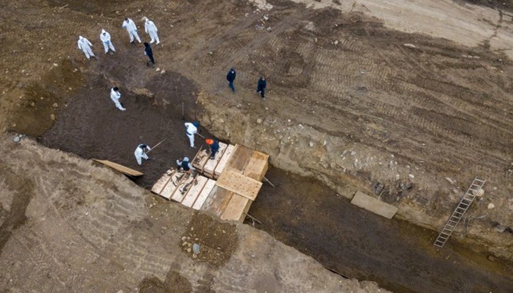 Само в американския щат Ню Йорк регистрираните случаи на коронавирус са 160 000 Само в американския щат Ню Йорк регистрираните случаи на коронавирус са 160 000