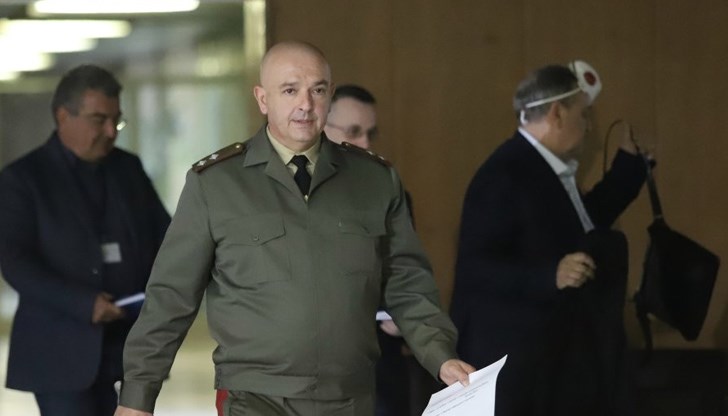 975 са вече потвърдените случаи на коронавирус по данни на Националния оперативен щаб