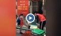 Ето как се дезинфекцират китайчетата в детските градини