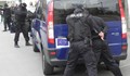Арестуваха трима мъже, отвлекли 16-годишно момче от училищен двор в Пловдив