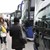 Издирват пътници от микробуса, в който са пътували заразените заразените жени от Нидерландия