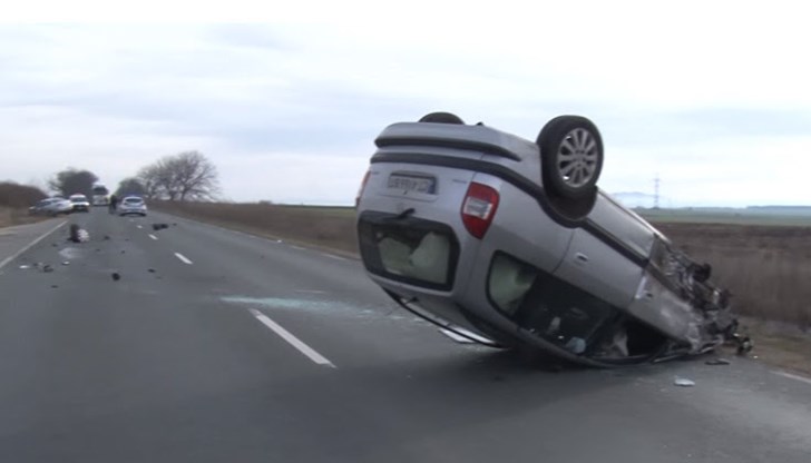 Водачът е тежко ранен, откаран е в болница „Канев“ в Русе, където е настанен в кома / Снимката е илюстративна