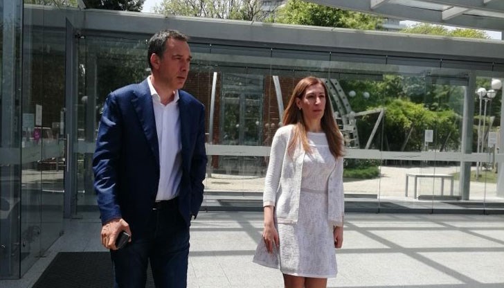 Категорично чадърите и шезлонгите на плажа ще паднат минимум с 50% до безплатни, заяви Ангелкова Категорично чадърите и шезлонгите на плажа ще паднат минимум с 50% до безплатни, заяви Ангелкова