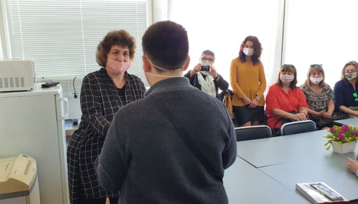 Техниката е закупена с лични средства на служители на РУО - Русе