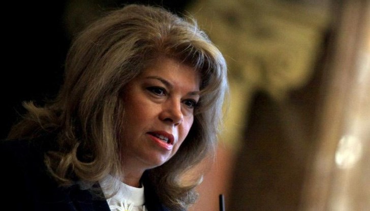 Има нещо черно