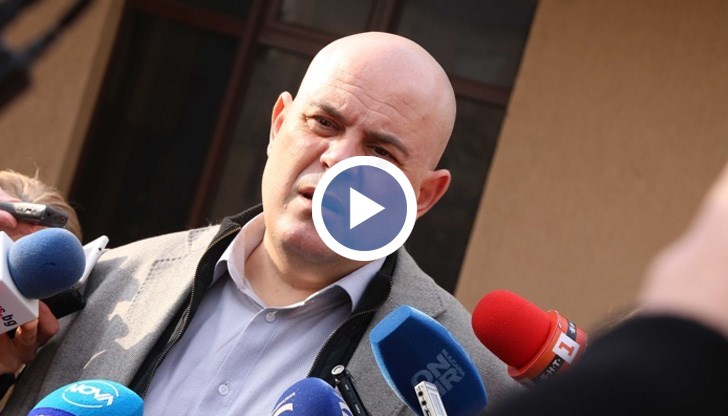 Главният прокурор не бил чел кореспонденцията между Горанов и Божков