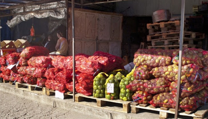 Проверяват търговците за изрядността на документите на стоката