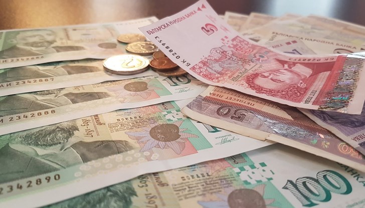 До момента са отпуснати 837 безлихвени заеми на граждани в неплатен отпуск и самоосигуряващи се