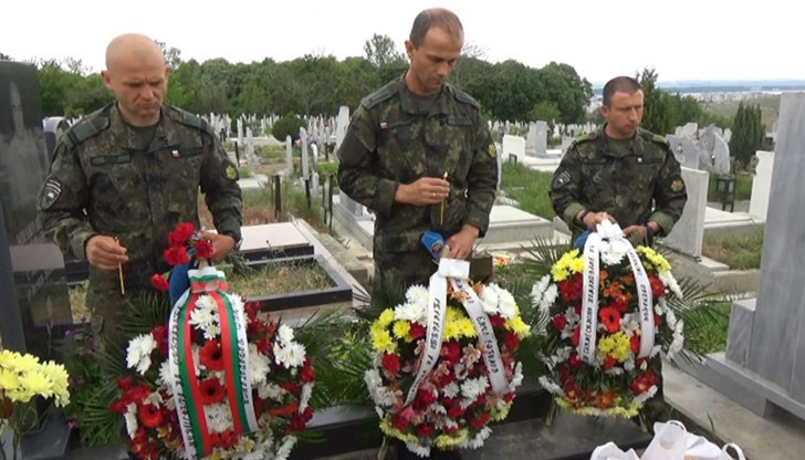 Преслав Стоянов и Валентин Донев бяха част от Четвъртия български контингент в арабската държава