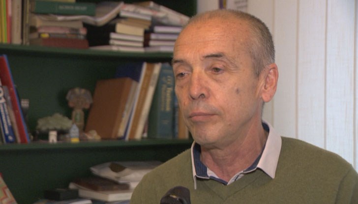 Най-големият опонент на строгите мерки срещу коронавируса у нас предлага да се отворят и училищата Най-големият опонент на строгите мерки срещу коронавируса у нас предлага да се отворят и училищата