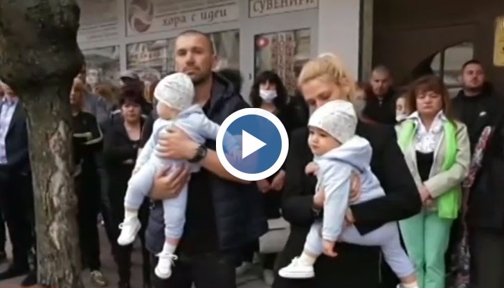 По случая има 4 задържани, сред които и една жена