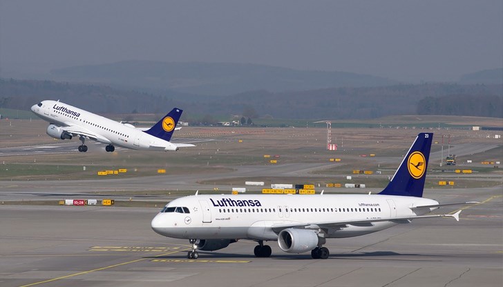 Авиокомпанията е изправена пред най-голямата финансова криза в своята история в резултат на коронавирусната пандемия