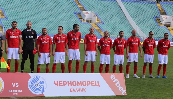 По този начин “червените” печелят директна промоция за елита По този начин “червените” печелят директна промоция за елита