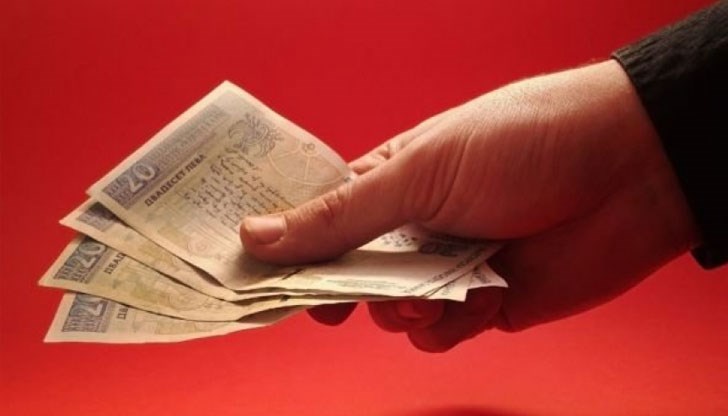 Доста здравни заведения изискват всеки новопостъпил да си плати тест при тях или другаде Доста здравни заведения изискват всеки новопостъпил да си плати тест при тях или другаде